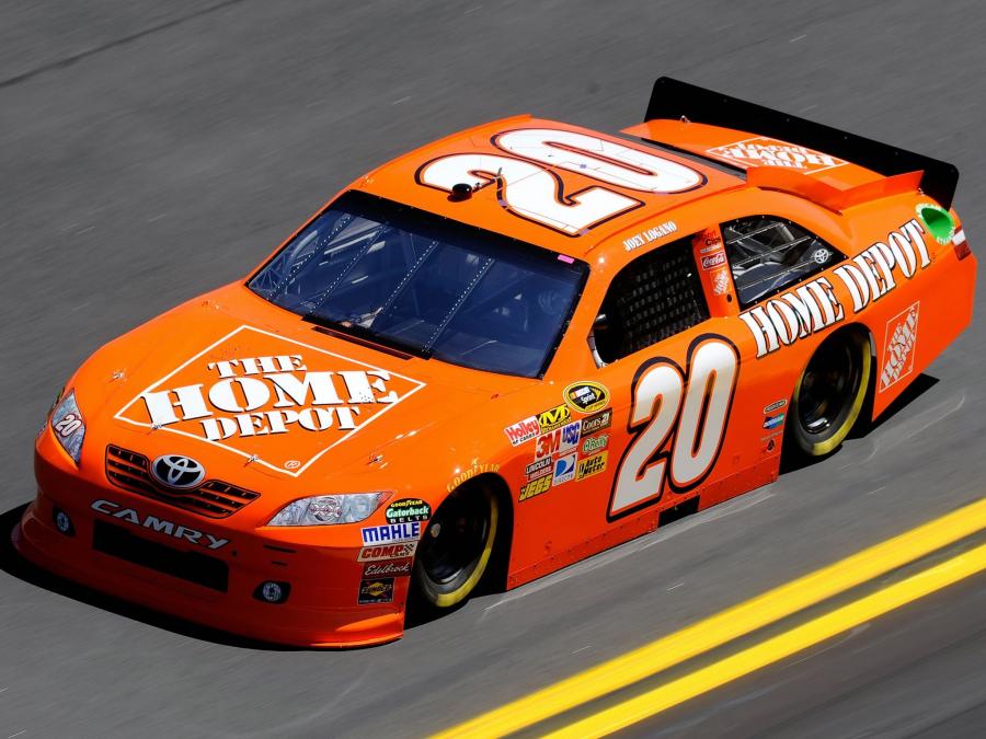  Toyota Camry NASCAR Race Car 2010 года  (фото 5 из 7)
